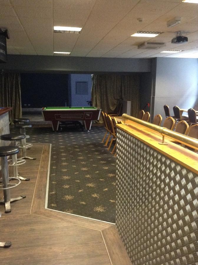The Bear On The Square Hotel Millom Buitenkant foto